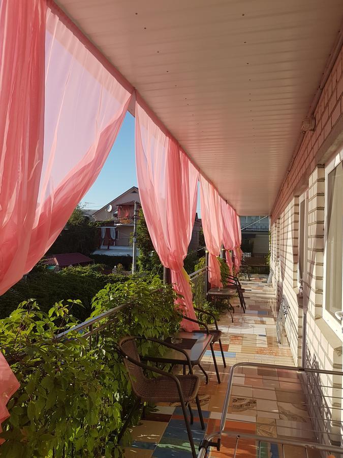 Hotel Flamingo Zaliznyi Port Luaran gambar